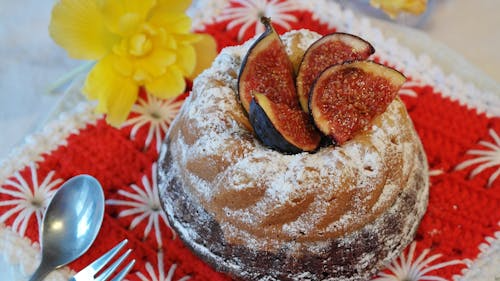 The Best Plum Cake