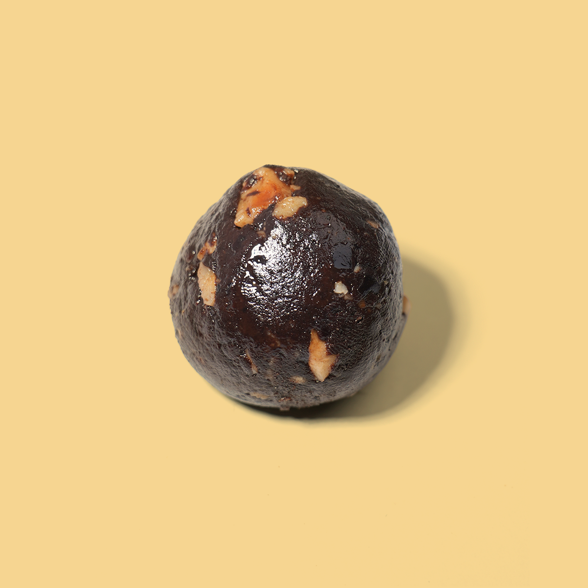 Cacao, Hazelnut & Date Fudge Balls