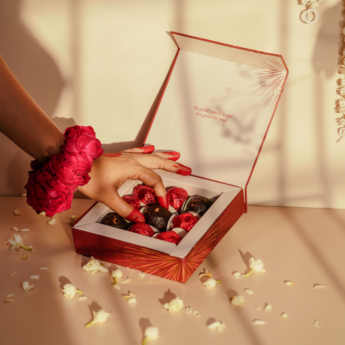 Cacao, Hazelnut & Date Fudge Balls