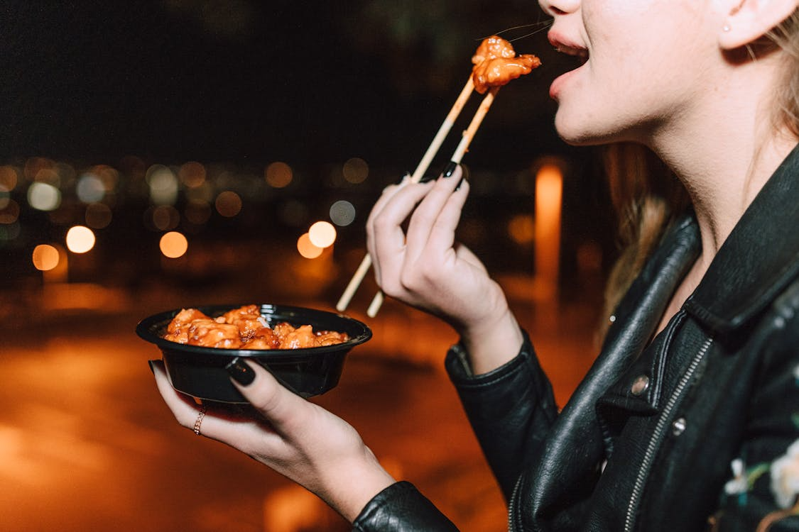 Psychology Behind Late Night Cravings
