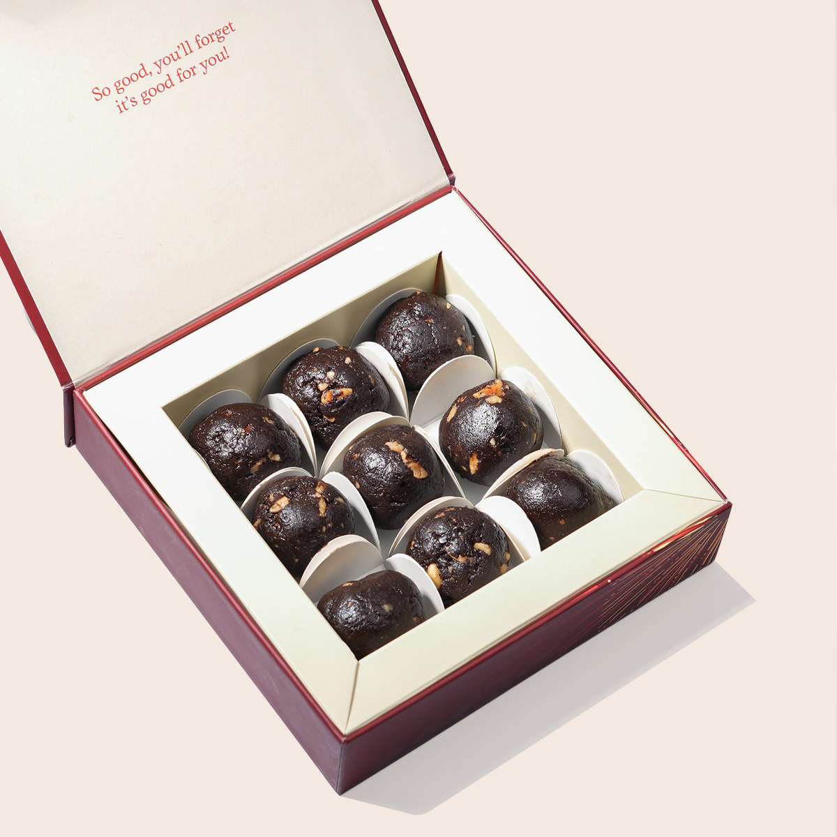 Cacao, Hazelnut & Date Fudge Balls