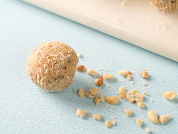 Cashew and coconut vegan bliss balls